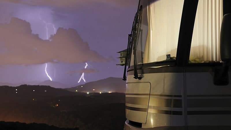 Preparing-Your-RV-for-a-Hurricane-or-Storm