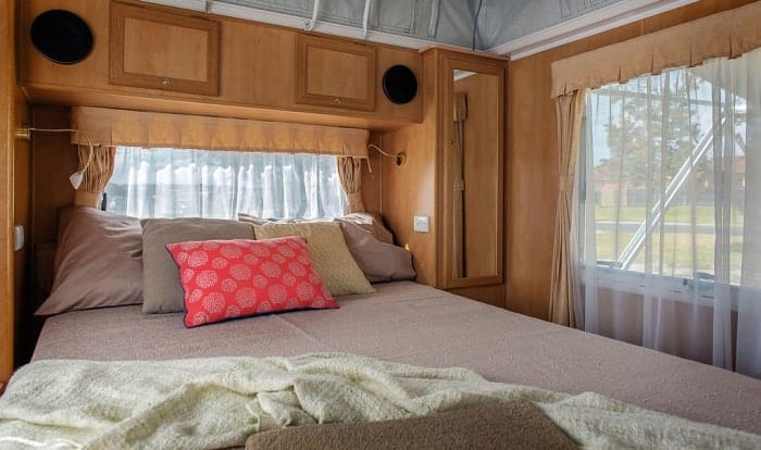 What-is-the-size-of-a-RV-queen-mattress