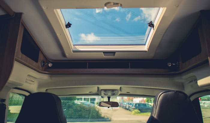 travel-trailer-skylight