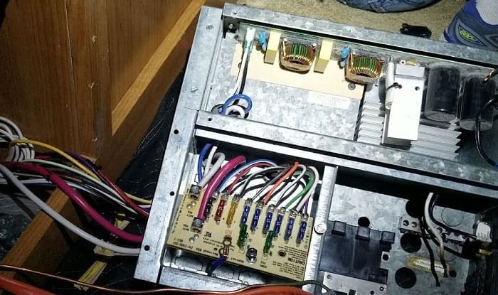 how to wire an rv breaker box