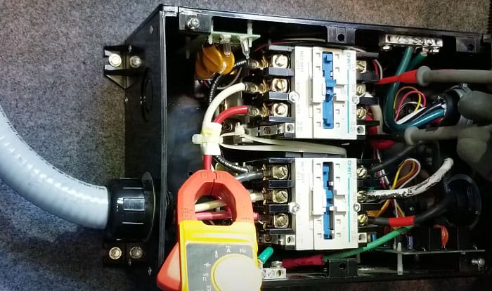 how does an rv automatic transfer switch work